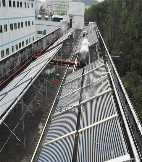 太陽(yáng)能熱水器