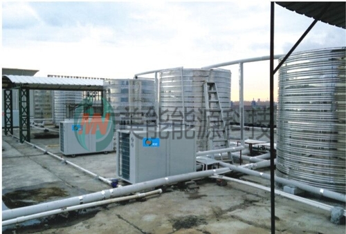 酒店<a href='/kqrn-0001,0022,0024.htm' class='keys' title='點擊查看關于空氣能熱水器的相關信息' target='_blank'>空氣能熱水器</a>