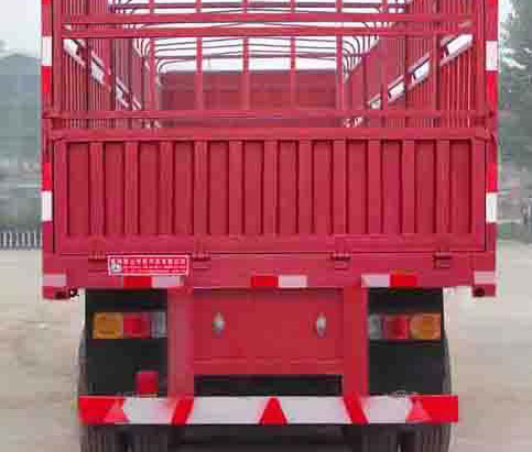 倉柵式半掛車 倉柵式半掛車